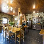 Rural Valle De Ancares Hotell