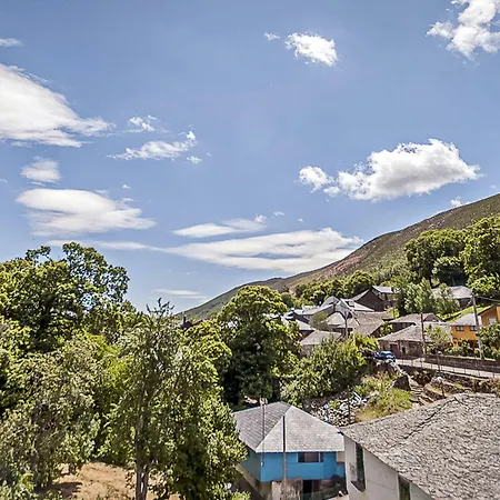Hotel Rural Valle De Ancares 3*