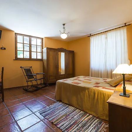 Hotel Rural Valle De Ancares