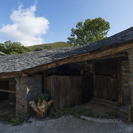 호텔 Rural Valle De Ancares