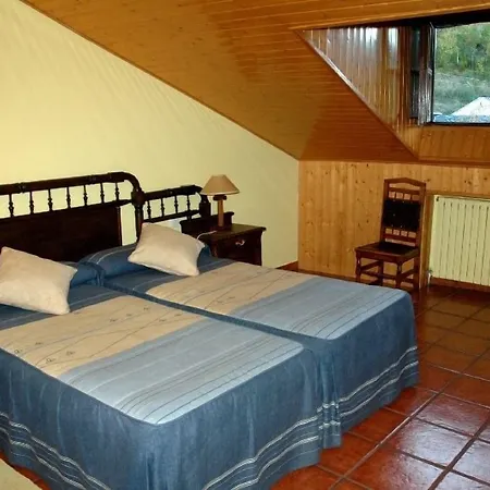 Rural Valle De Ancares Hotel