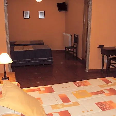 فندق Rural Valle De Ancares