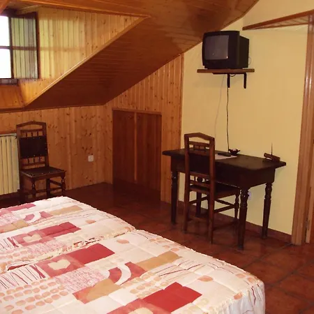 Rural Valle De Ancares Отель