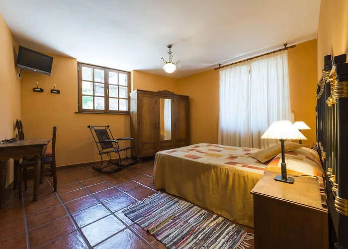 호텔 Rural Valle De Ancares