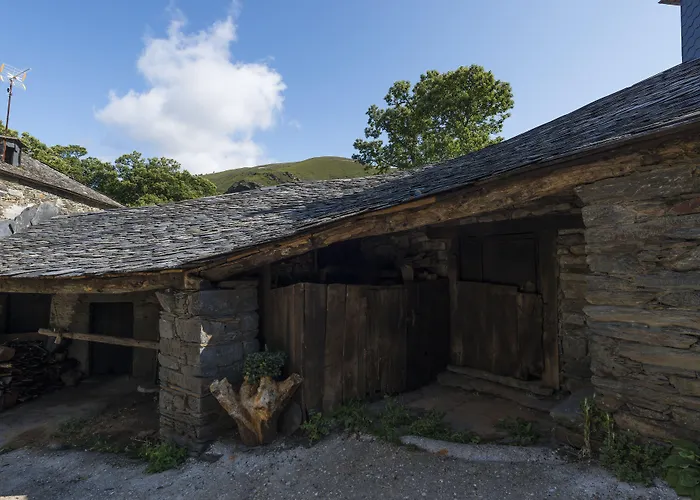 호텔 Rural Valle De Ancares