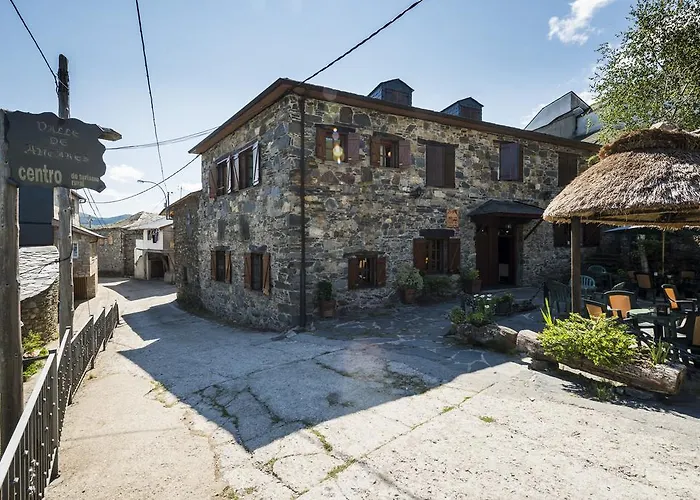 Rural Valle De Ancares 호텔